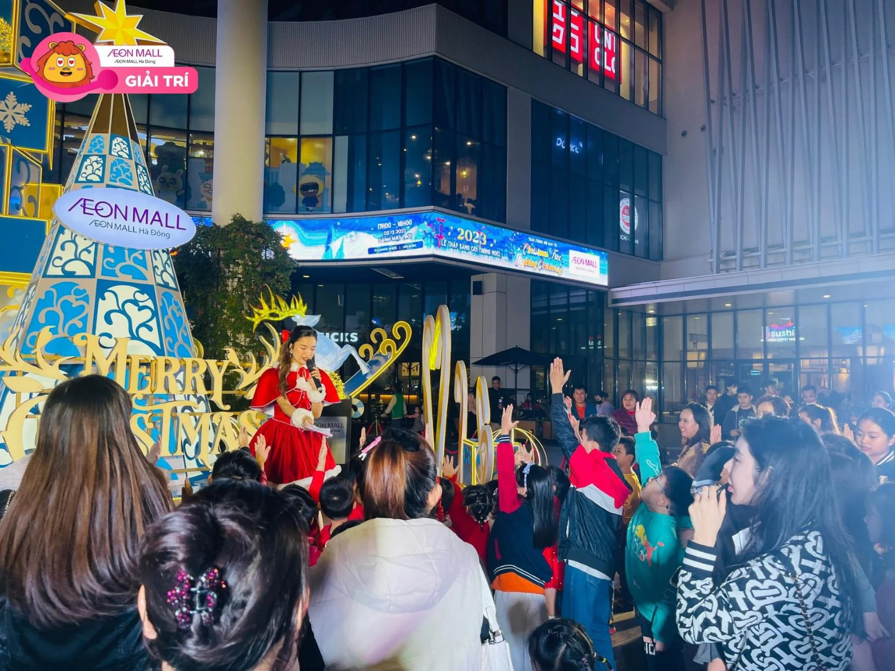 AEON Santa event