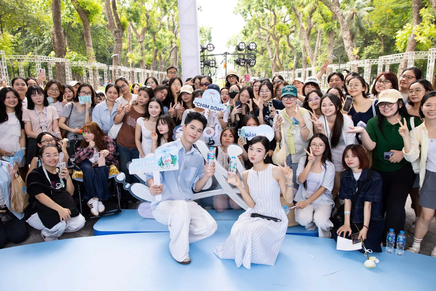 Tram Yen Dau Ngay La Vie audience meet with 14 Casper