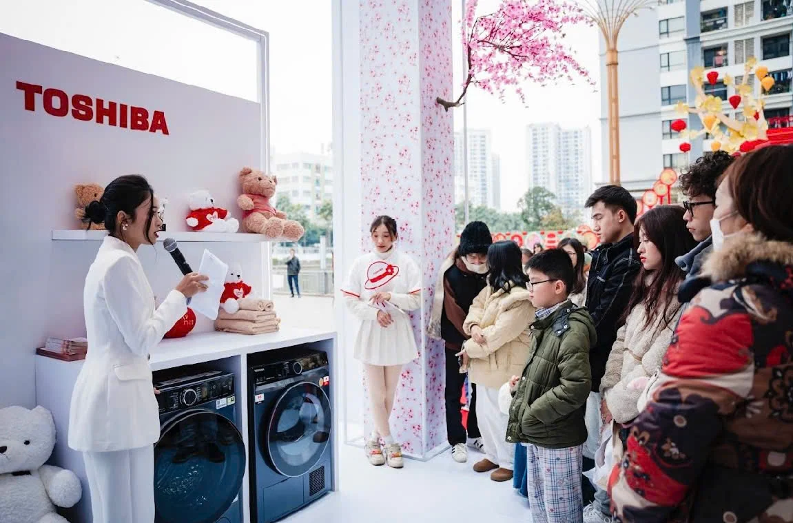 Toshiba product showcase with audience