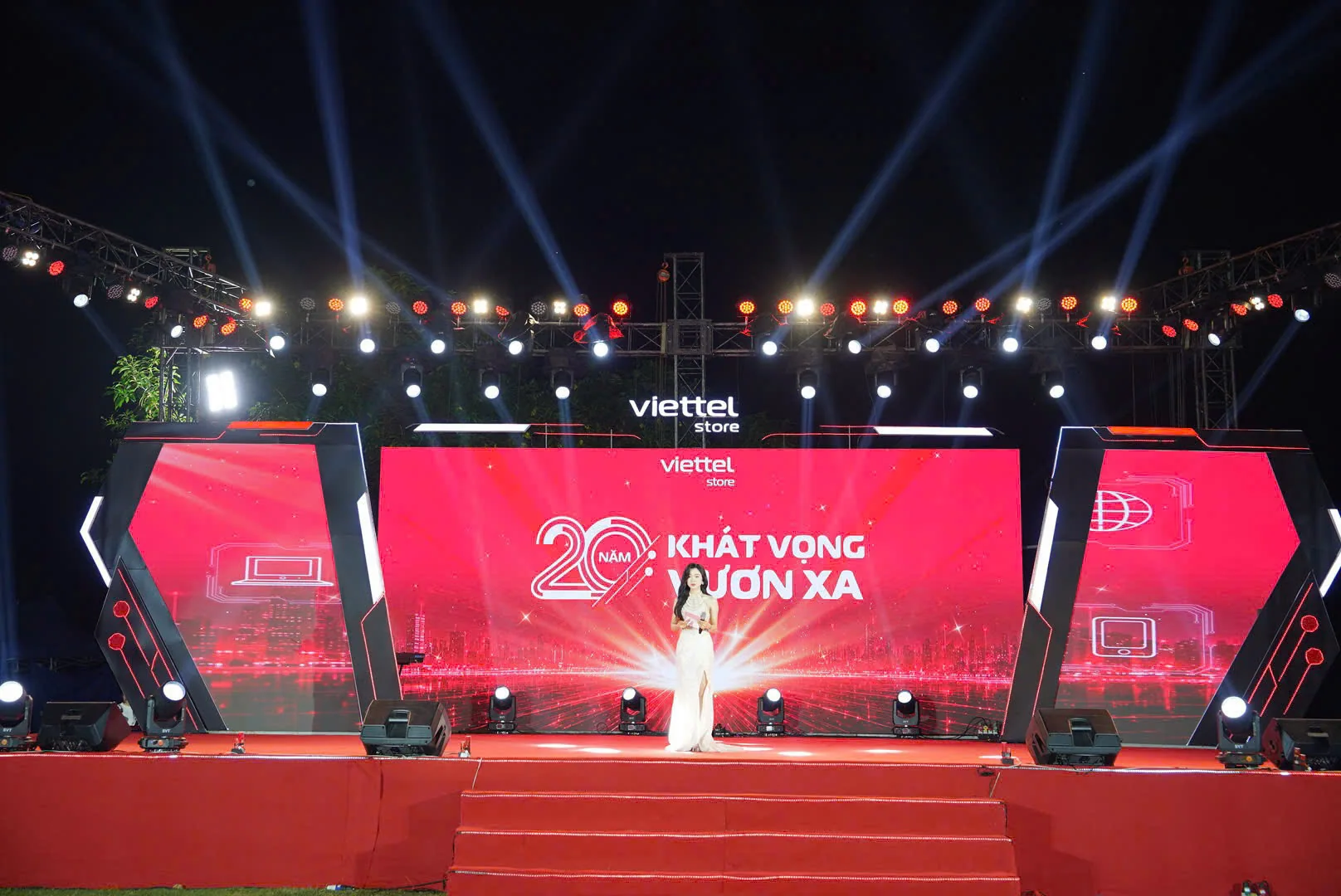 Viettel Store 20 years anniversary wide stage