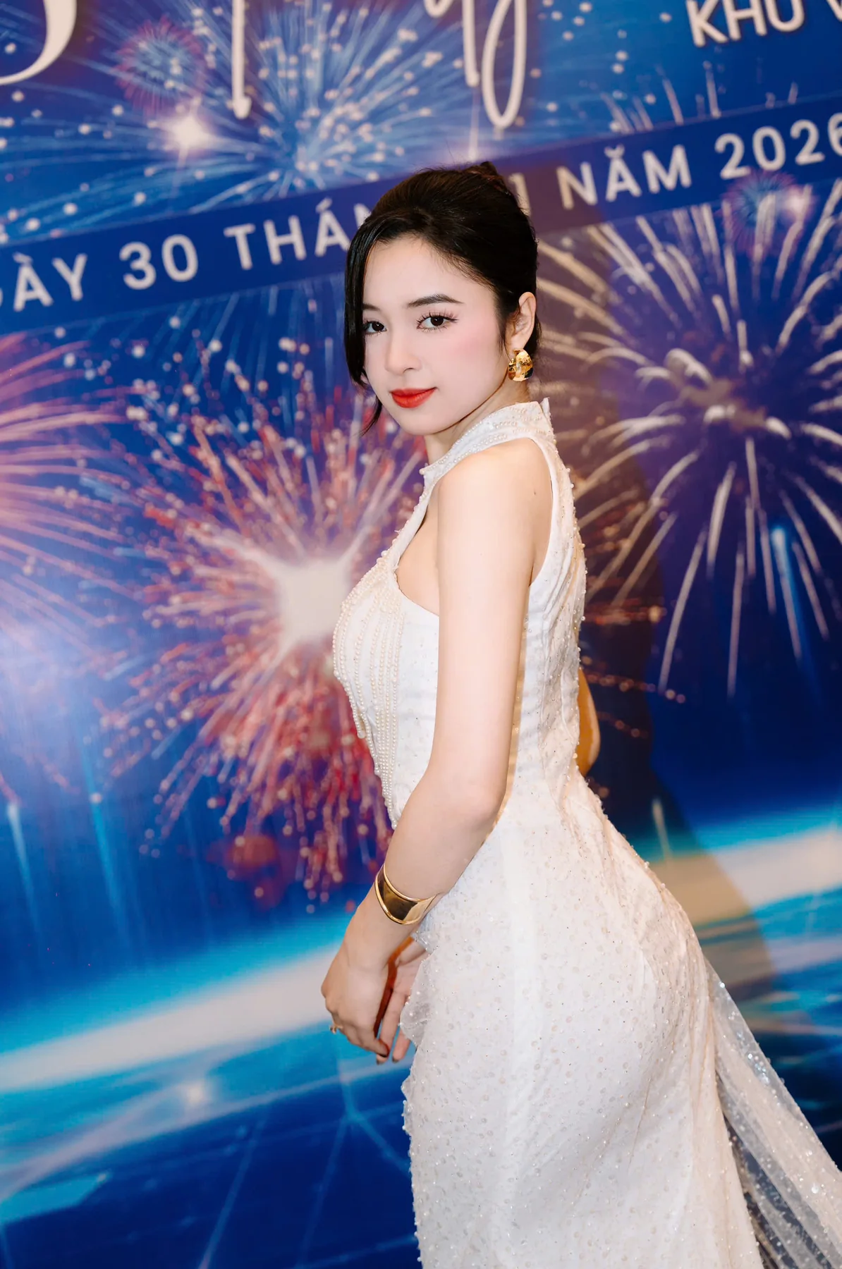Nga Lyna at Viglacera Year End Party backdrop