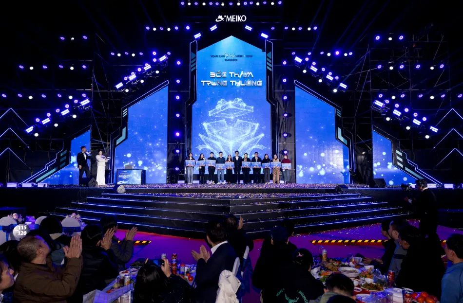 Meiko Year End Party stage
