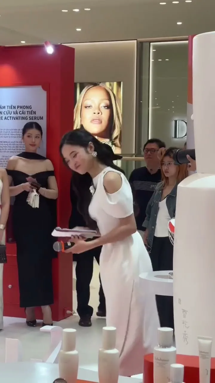 Sulwhasoo brand event hosting clip thumbnail